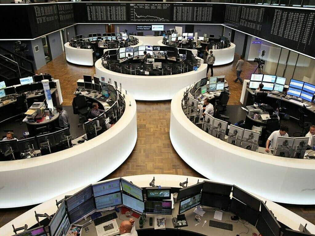 تراجع قطاع السيارات هو أكبر انخفاض للقطاع منذ سبتمبر 2022.
