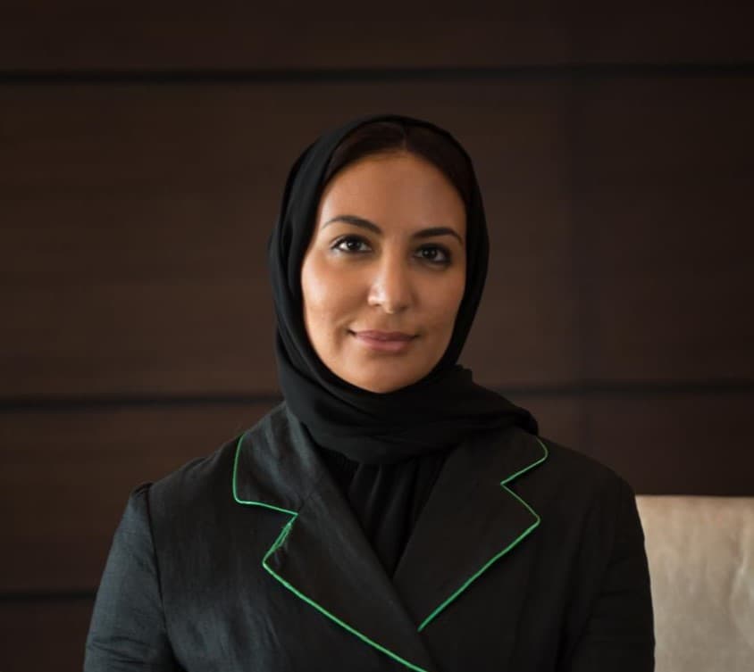 بسمة الزامل مختصة في الموارد البشرية واستراتيجيات التوطين.