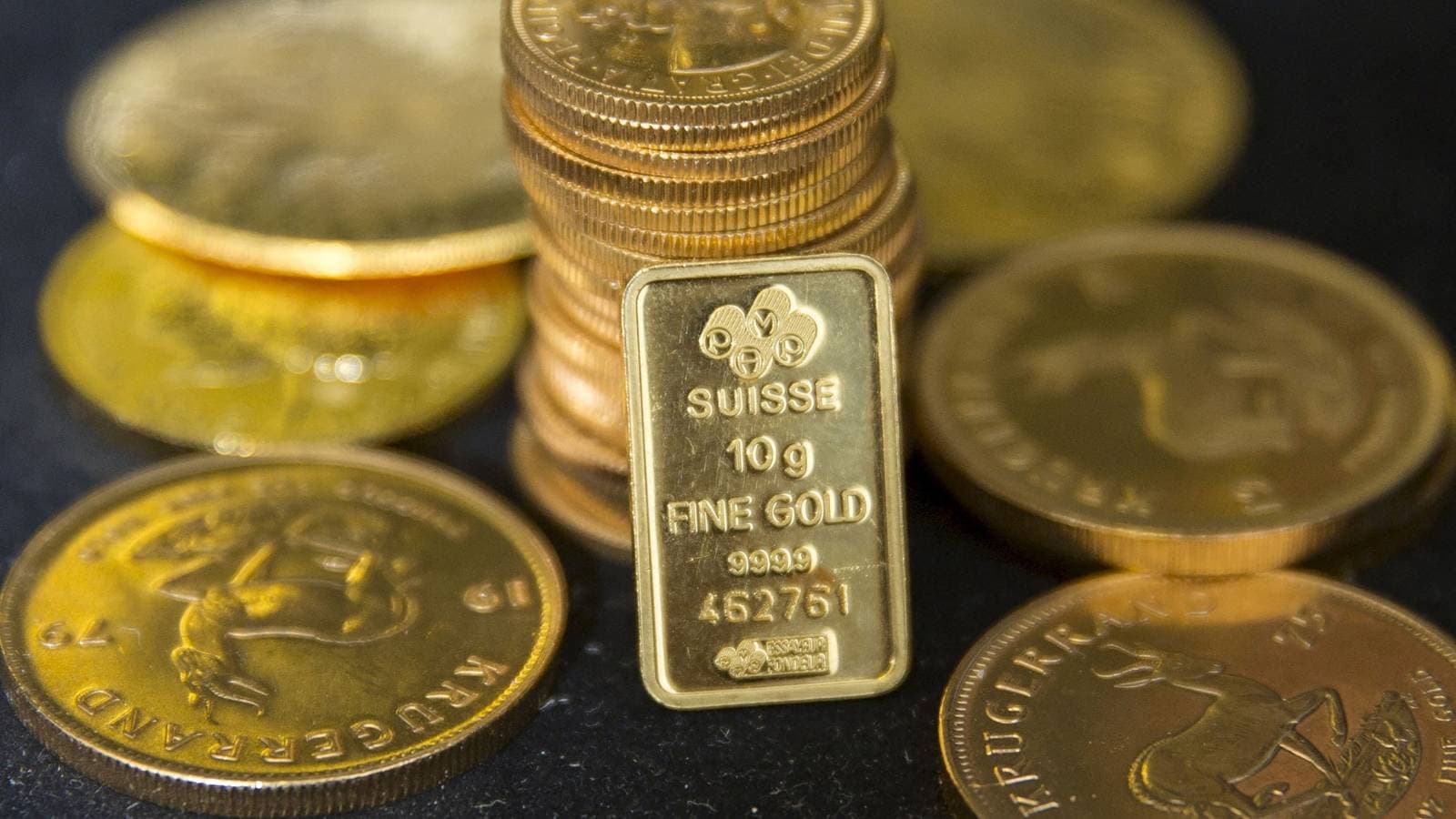 أسعار الذهب عند أعلى مستوى في أسبوعين بعد إقالة كوك من الفيدرالي