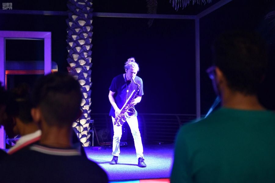 موسم جدة يستقطب زواره بمهرجان التسوق في المراكز التجارية الكبرى