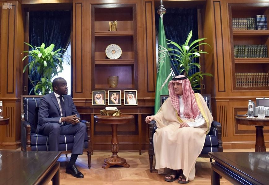 الجبير يبحث مع  سفير غينيا بيساو العلاقات الثنائية