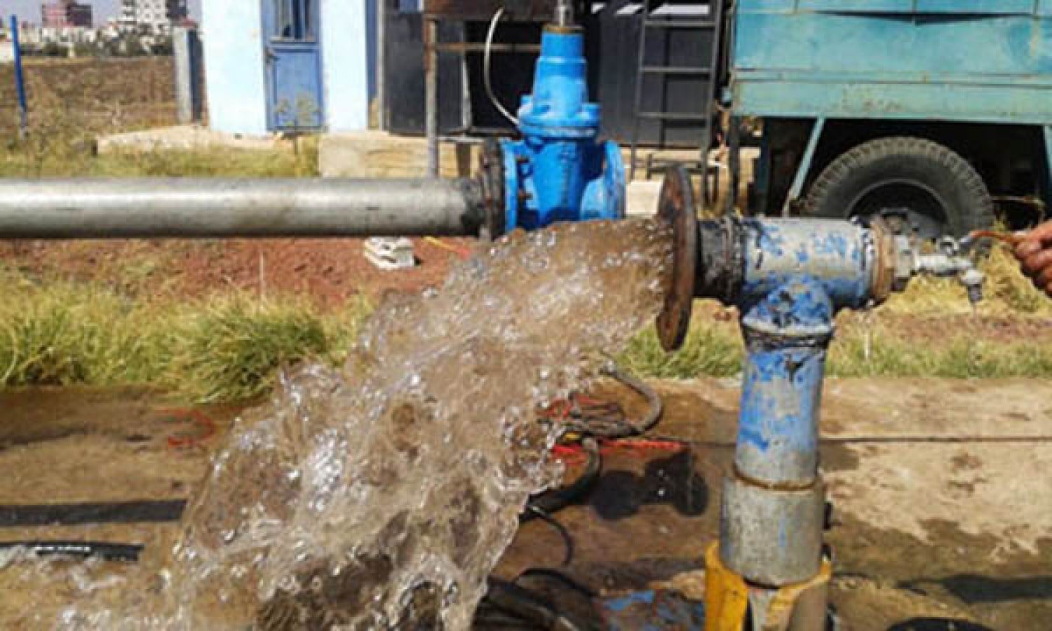 "البيئة" تؤكد عدم صدور قرار بفرض رسوم على استهلاك مياه الآبار في المزارع