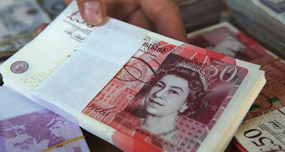 الجنيه الإسترليني يقفز لأعلى مستوى في 6 أشهر مقابل اليورو