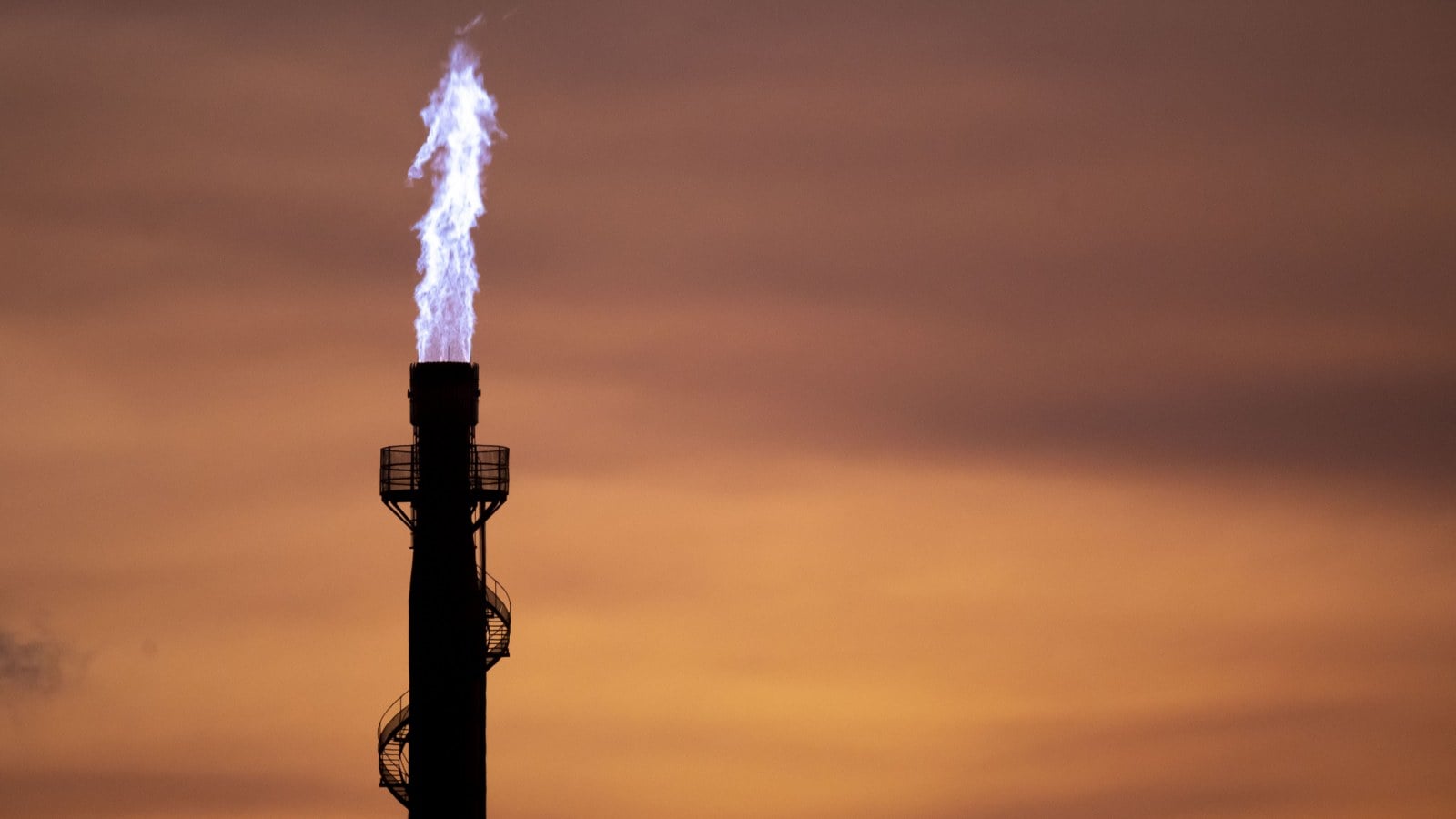 تراكم غازات الاحتباس الحراري يسجل ارتفاعا رغم قيود كورونا 