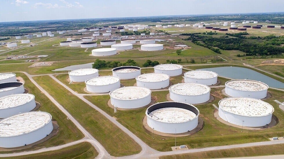 إدارة معلومات الطاقة الأمريكية تخفض توقعاتها لنمو الطلب العالمي على النفط في 2021