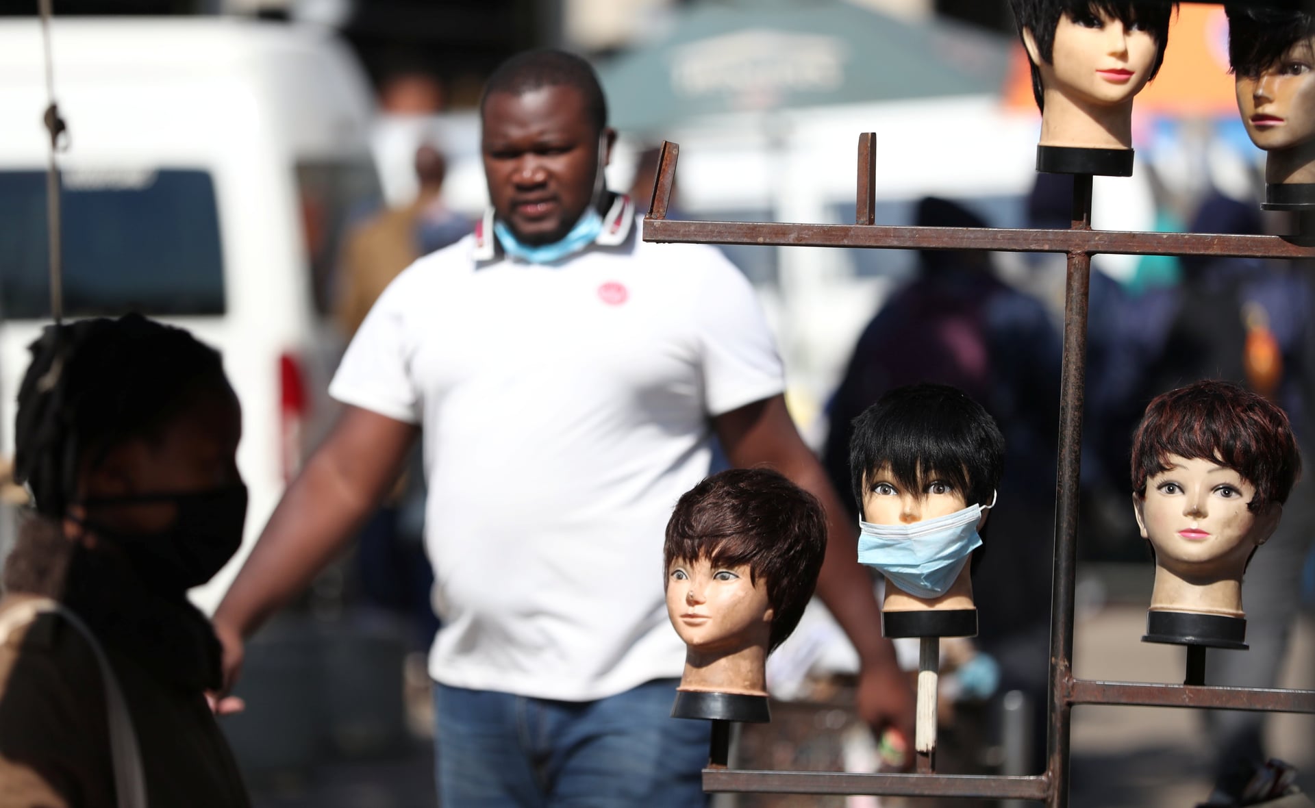 بريطانيا: سلالة كورونا الجديدة أهم تحور على الإطلاق