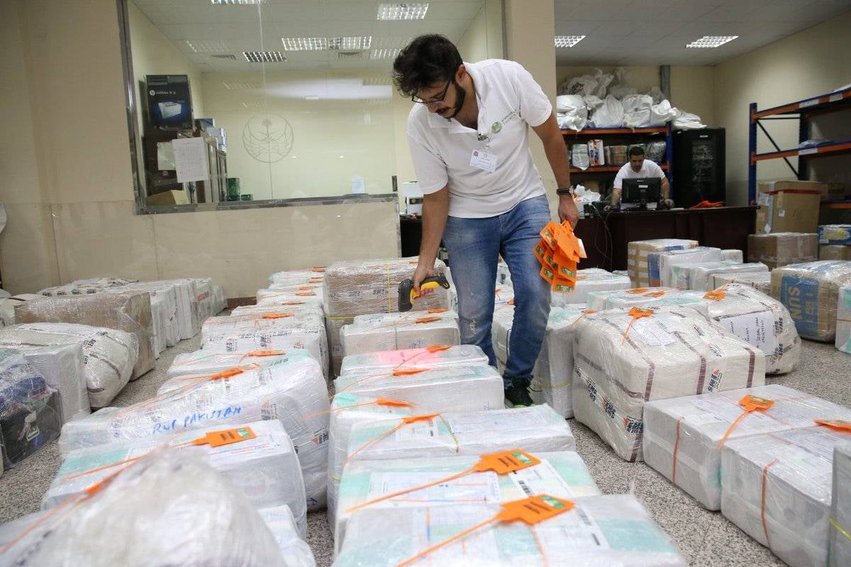 توطين مجموعة جديدة من الأنشطة والمهن .. ودخول أخرى حيز التنفيذ