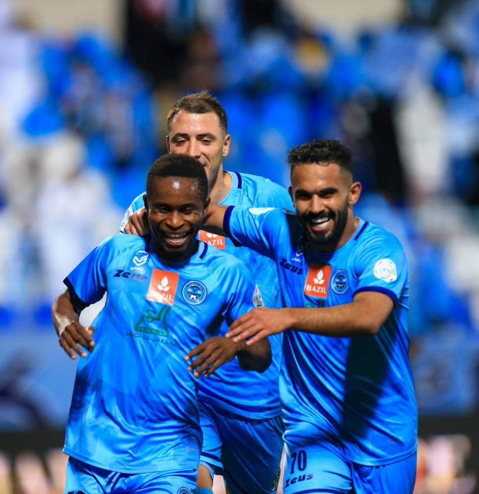 الباطن يقتنص نقاط الوحدة