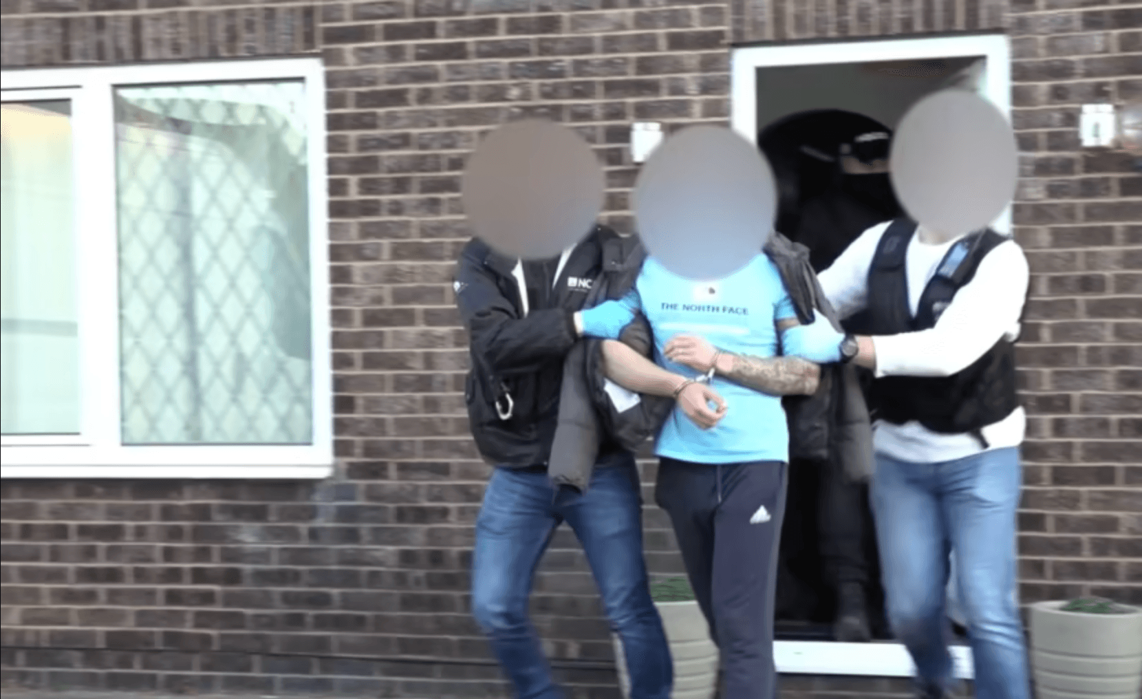 إغلاق أكبر منصة قرصنة معلومات في العالم .. القبض على 119 شخصا