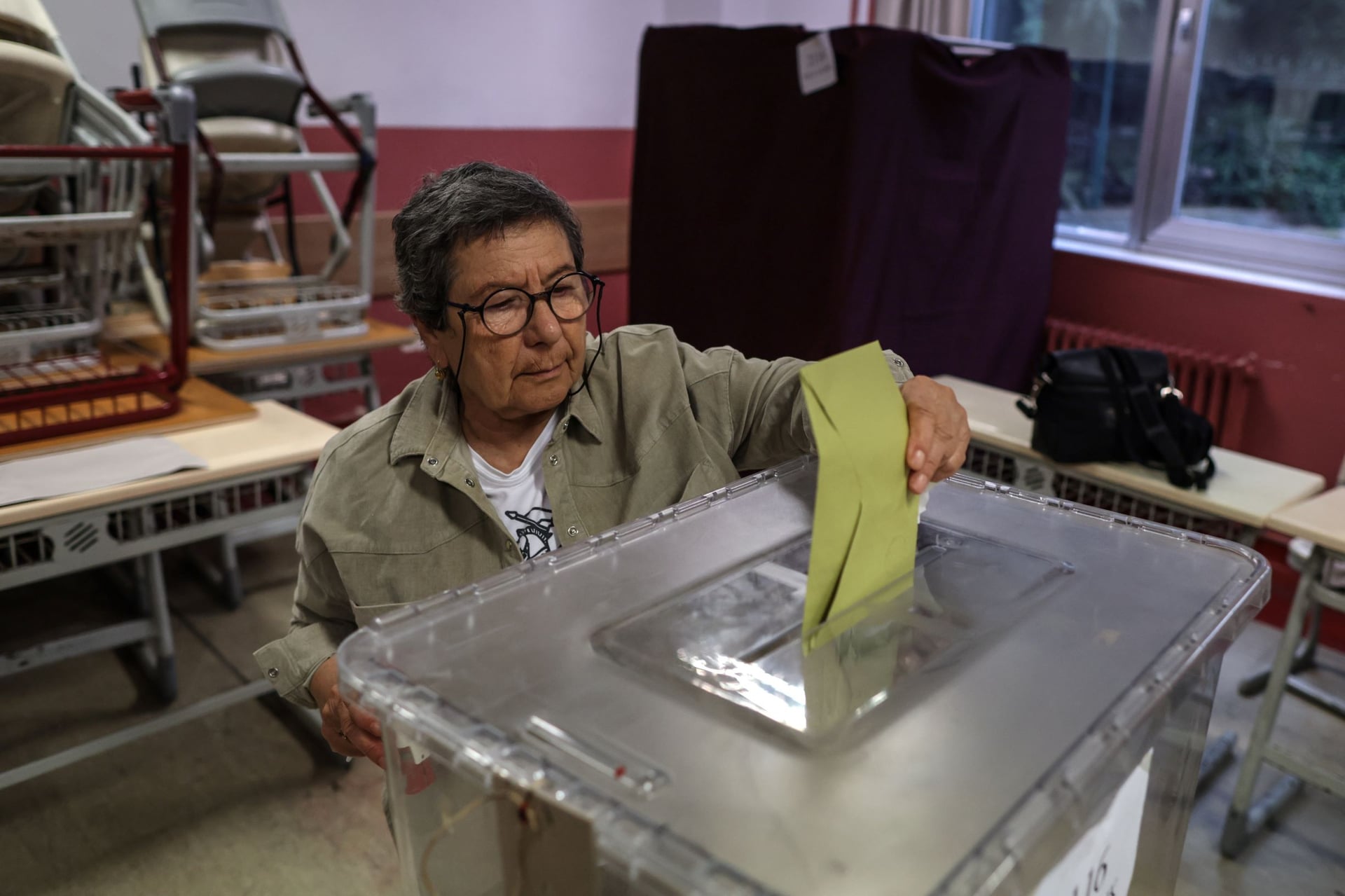 الأتراك يصوتون في جولة الإعادة لانتخابات الرئاسة