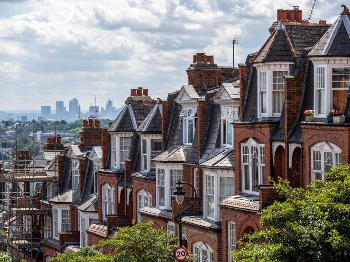 معدلات الرهن العقاري في بريطانيا تتخطى الـ 6 % .. ضغوط جديدة على الإسكان