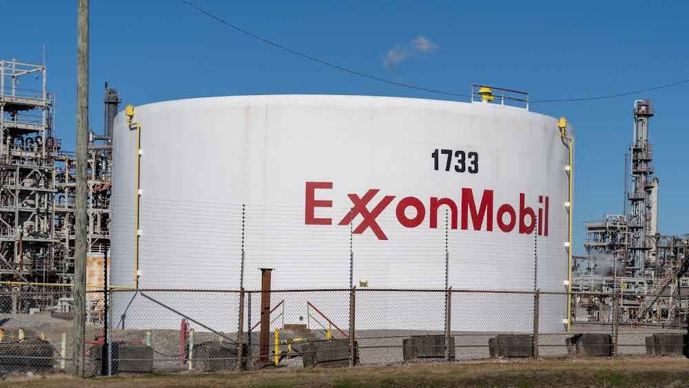 أرباح "إكسون موبيل" تهبط 56% في الربع الثاني متأثرة بأسعار الطاقة
