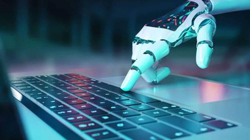 نسخة من «شات جي بي تي» تناسب الشركات