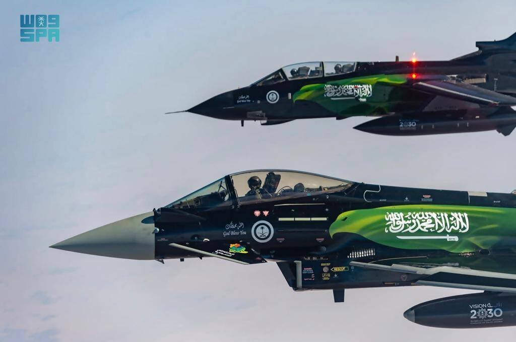 وزارة الدفاع تحتفي باليوم الوطني الـ93 .. عروض جوية وبحرية