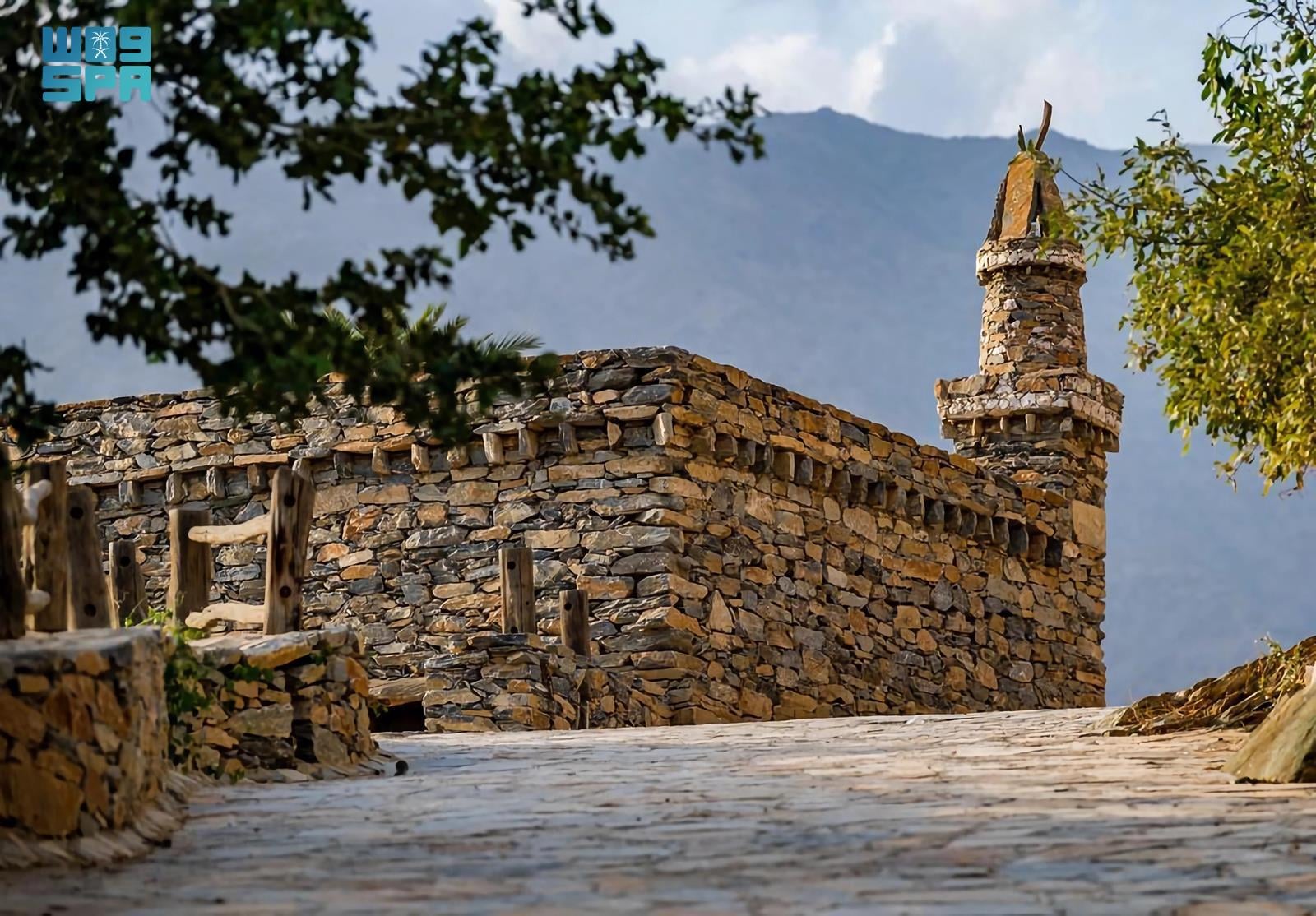 العمارة القديمة في الباحة مستوحاة من البيئة الطبيعية للمنطقة