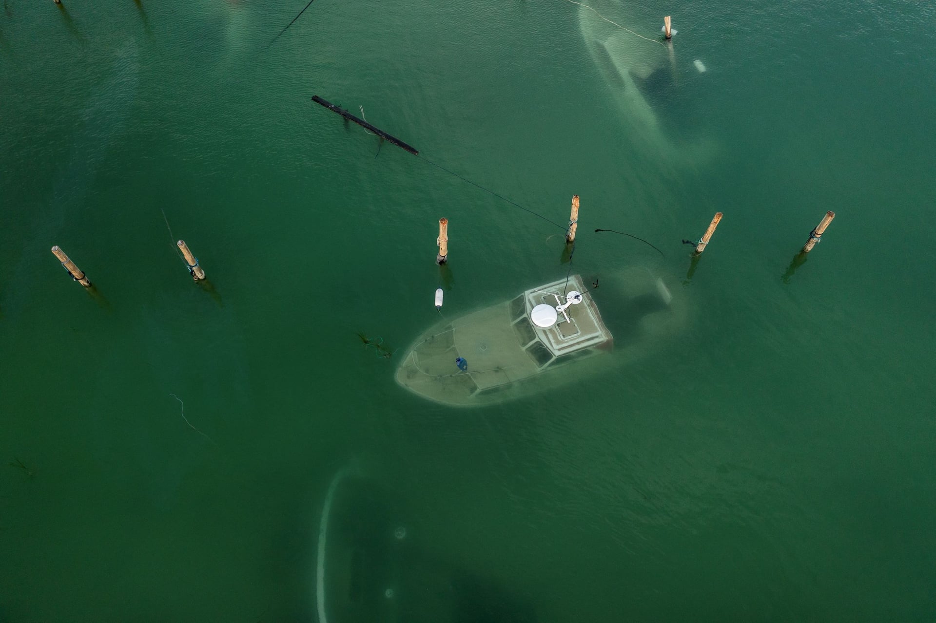  العاصفة بابت تجتاح شمال أوروبا .. سفن تغرق