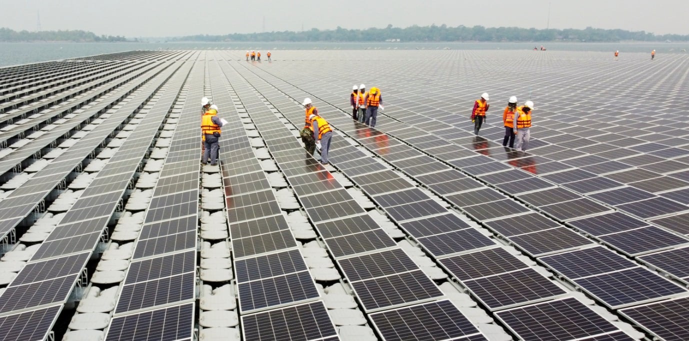 جينكو سولار راعيا لمانشستر سيتي مقابل 10 ملايين جنية إسترليني