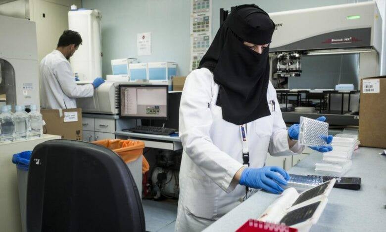 اللجنة الوطنية لصناعة الأدوية في السعودية تعيد تقييم بعض مواد سياسات التأمين  