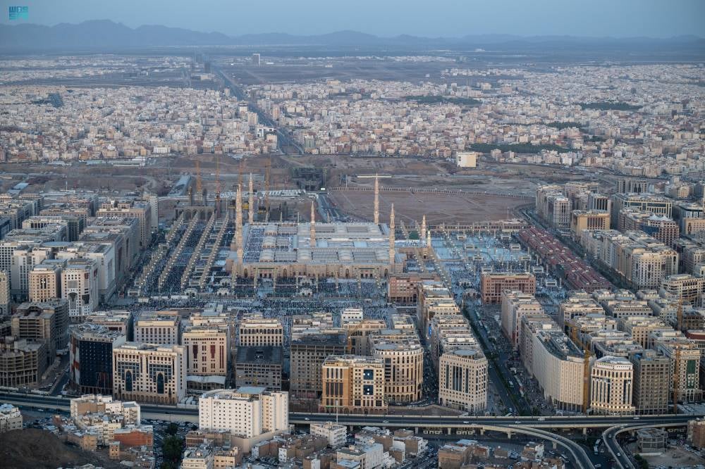 من البنية التحتية إلى الضيافة والنقل.. السعودية تحدث نقلة في خدمة ضيوف الرحمن ضمن الرؤية