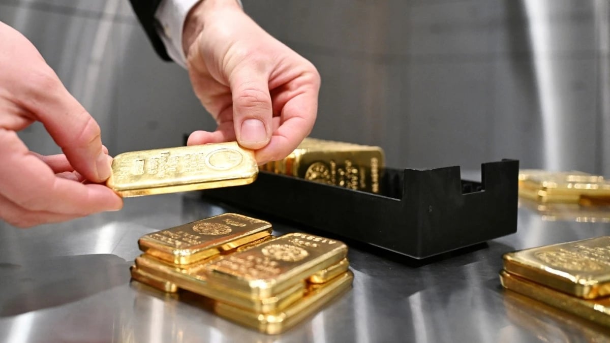 الذهب يتجاوز 4000 دولار للمرة الأولى بدعم الضبابية الاقتصادية