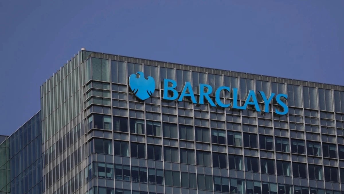 بنك "باركليز" البريطاني يعود إلى السعودية بعد 11 عاما من التخارج