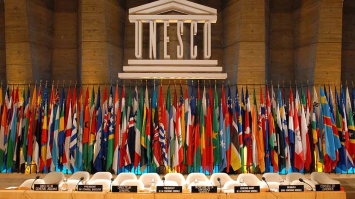 من سمرقند .. اليونسكو تطلق معاهدة دولية لأخلاقيات تكنولوجيا الدماغ وتعزز شراكات الذكاء الاصطناعي