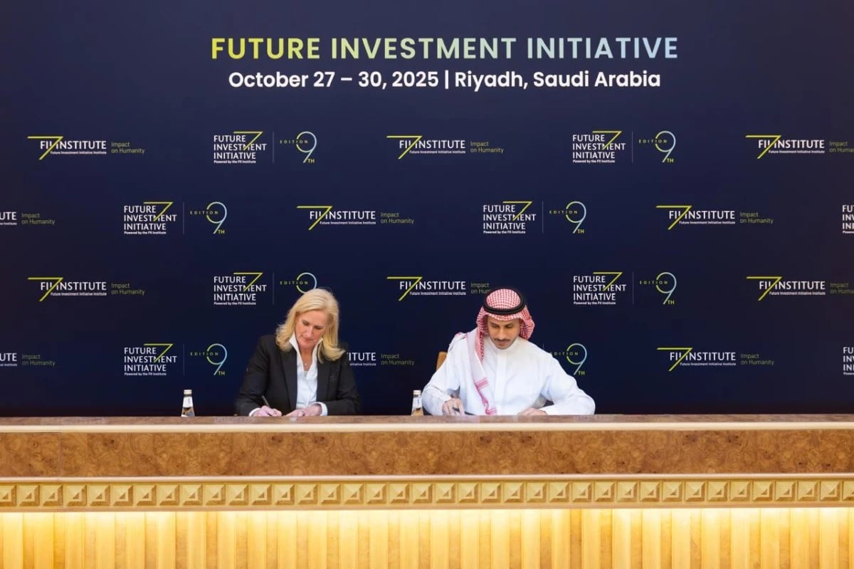 صندوق الاستثمارات و"جونز لانغ لاسال" يوقعان مذكرة تفاهم تعزز التعاون في القطاع العقاري السعودي