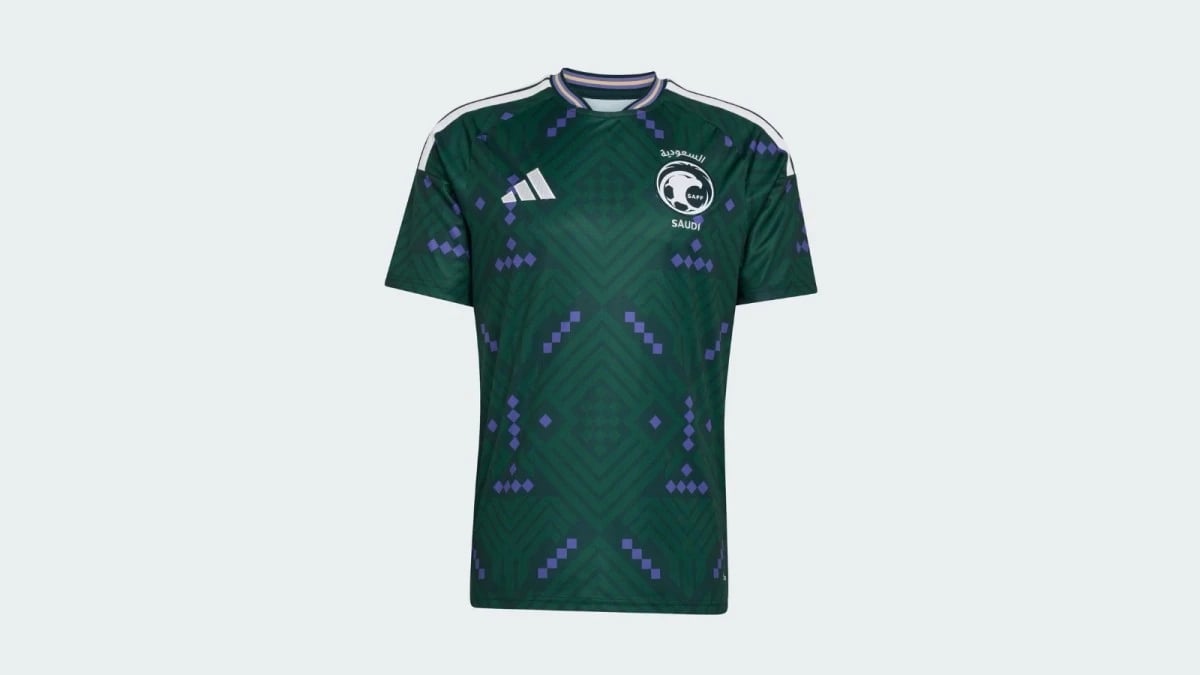 "أديداس" تطرح قميص السعودية في المونديال .. قيمته 499 ريالا