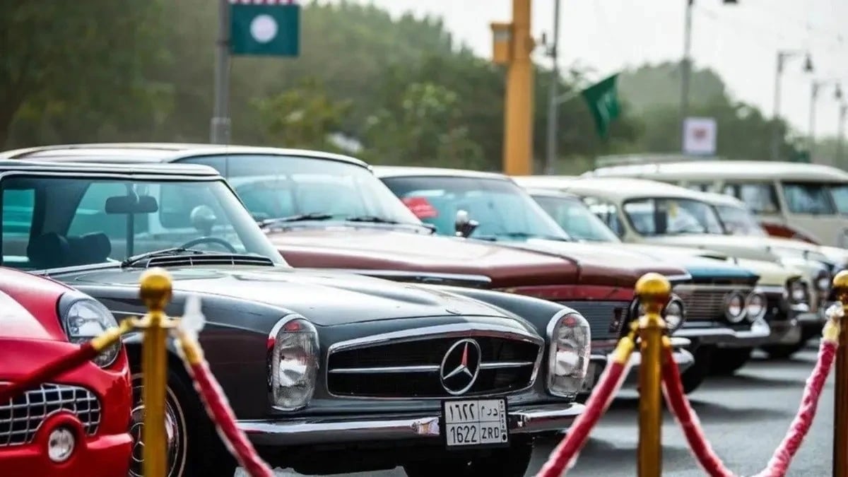 السيارات الكلاسيكية في السعودية .. عوائد مغرية بأسعار 30 مليون دولار للواحدة