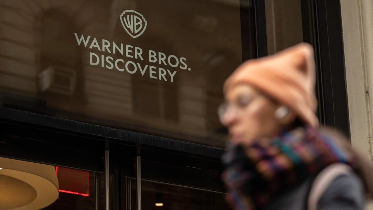 سباق الاستحواذ على "وارنر" يشتعل برسوم فسخ 5 مليارات دولار من "باراماونت"