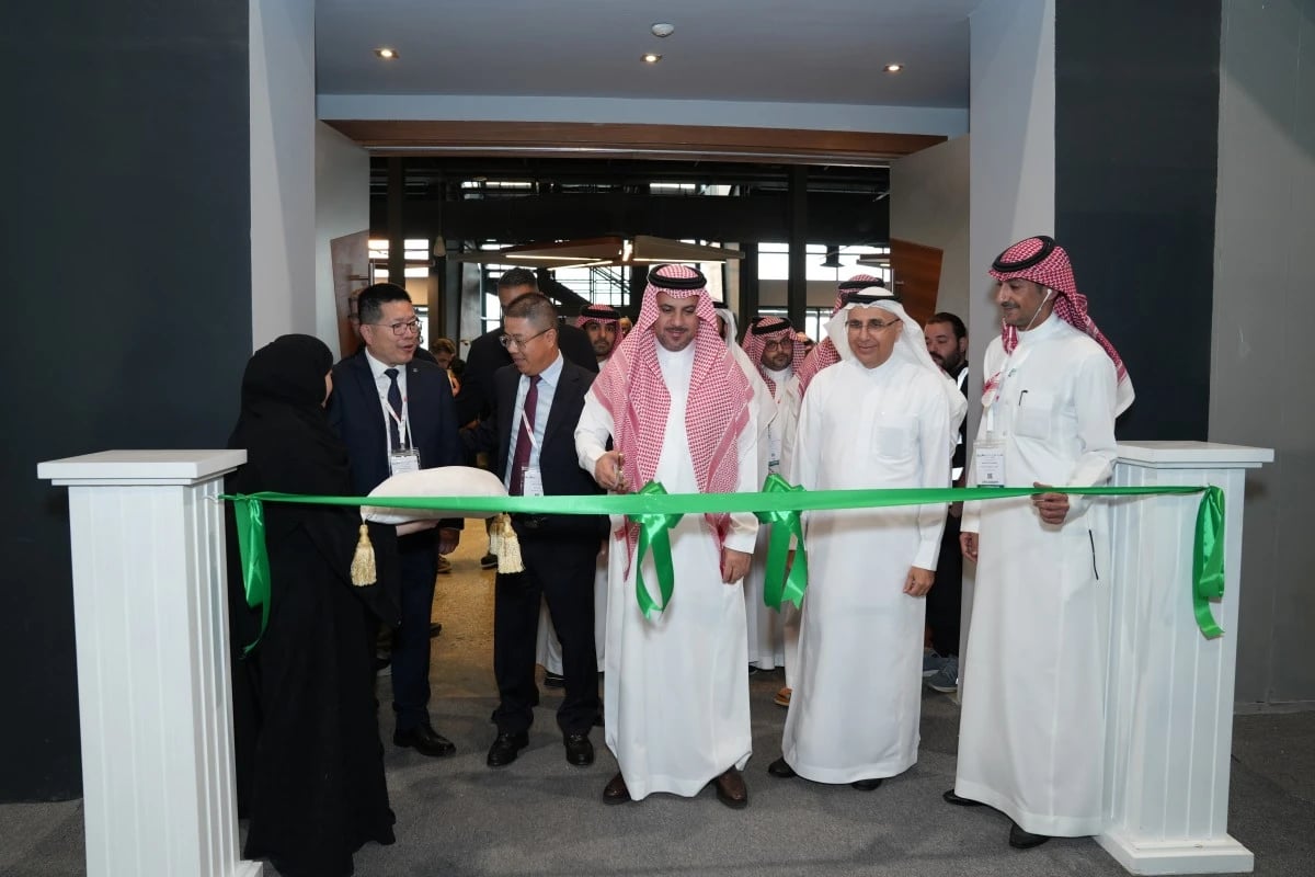 150 مستثمرا صينيا يبحثون عن شراكات في البتروكيماويات والبلاستيك والطباعة