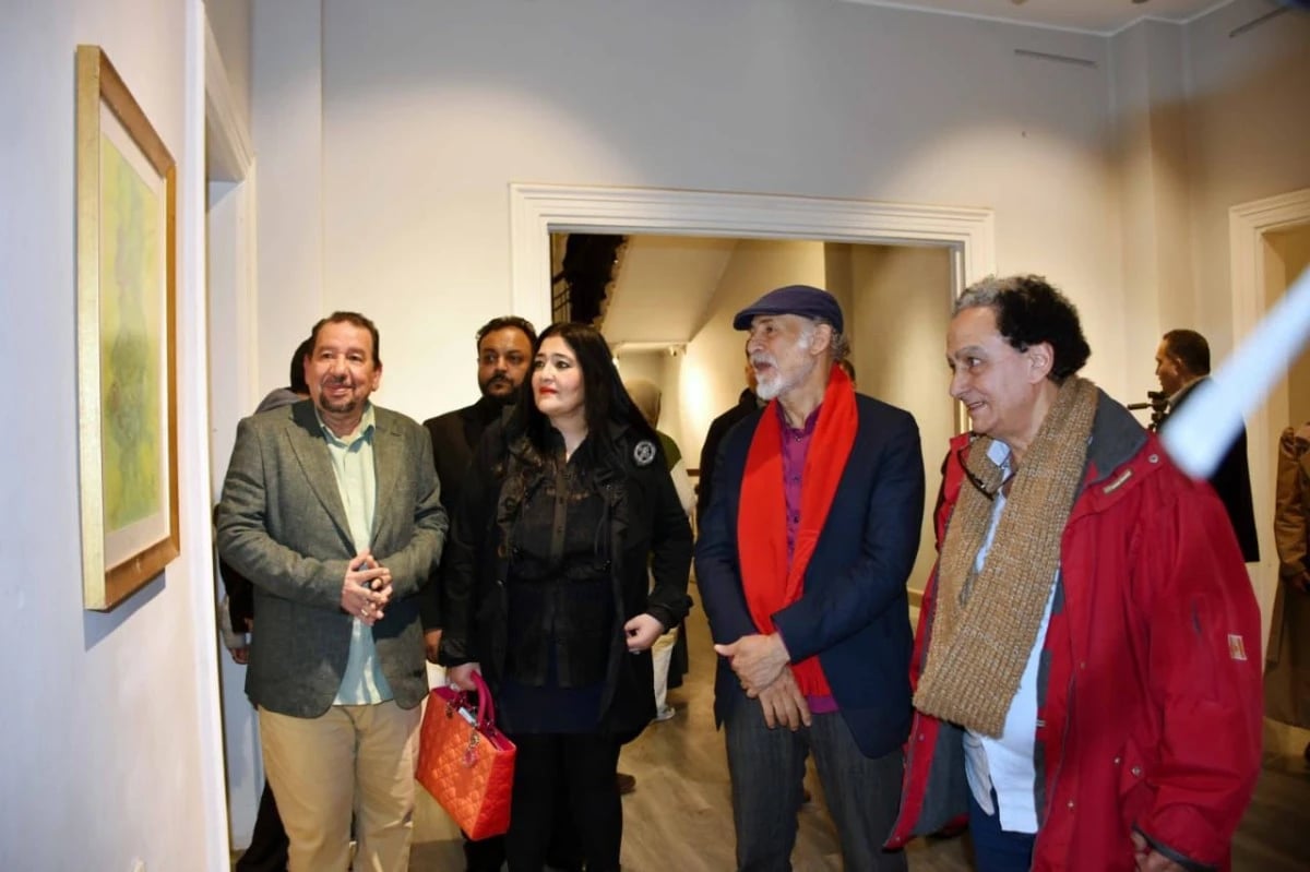 رضوي و30 فنانا سعوديا يوثقون مسيرة الفن التشكيلي السعودي في معرض بالقاهرة