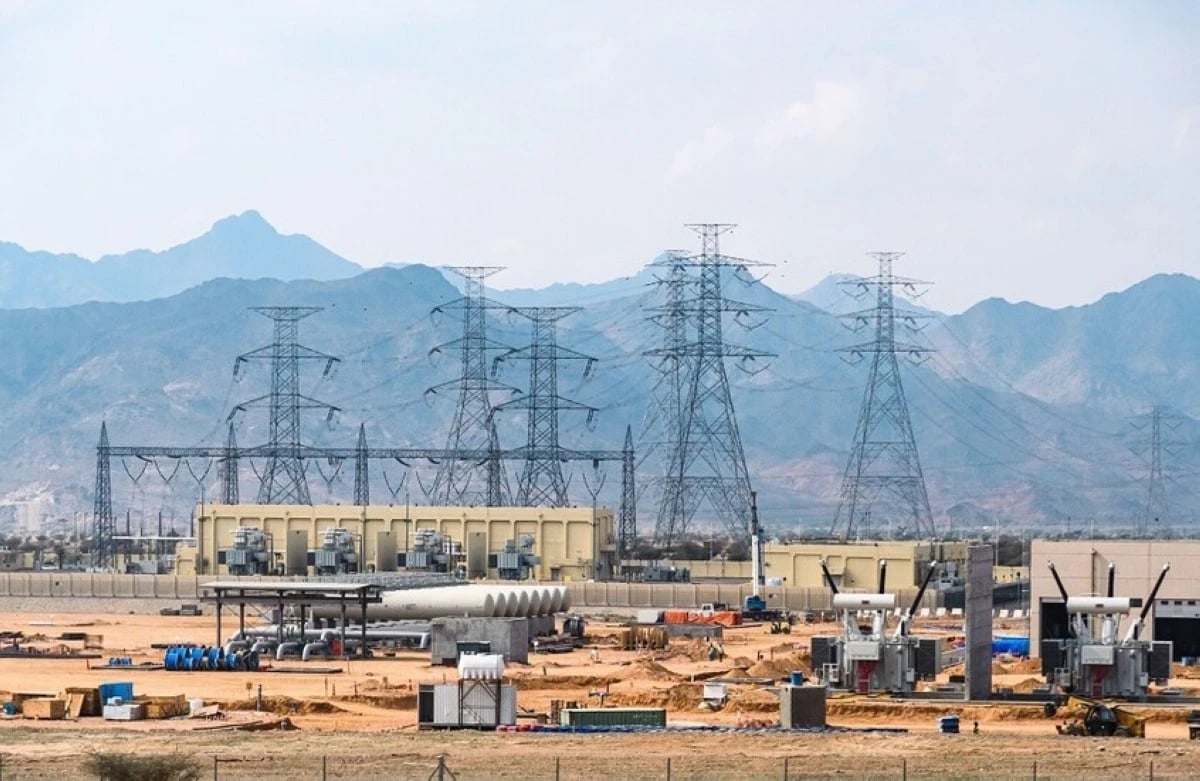 قريباً .. السعودية تبدأ تصدير الكهرباء إلى دول عالمية