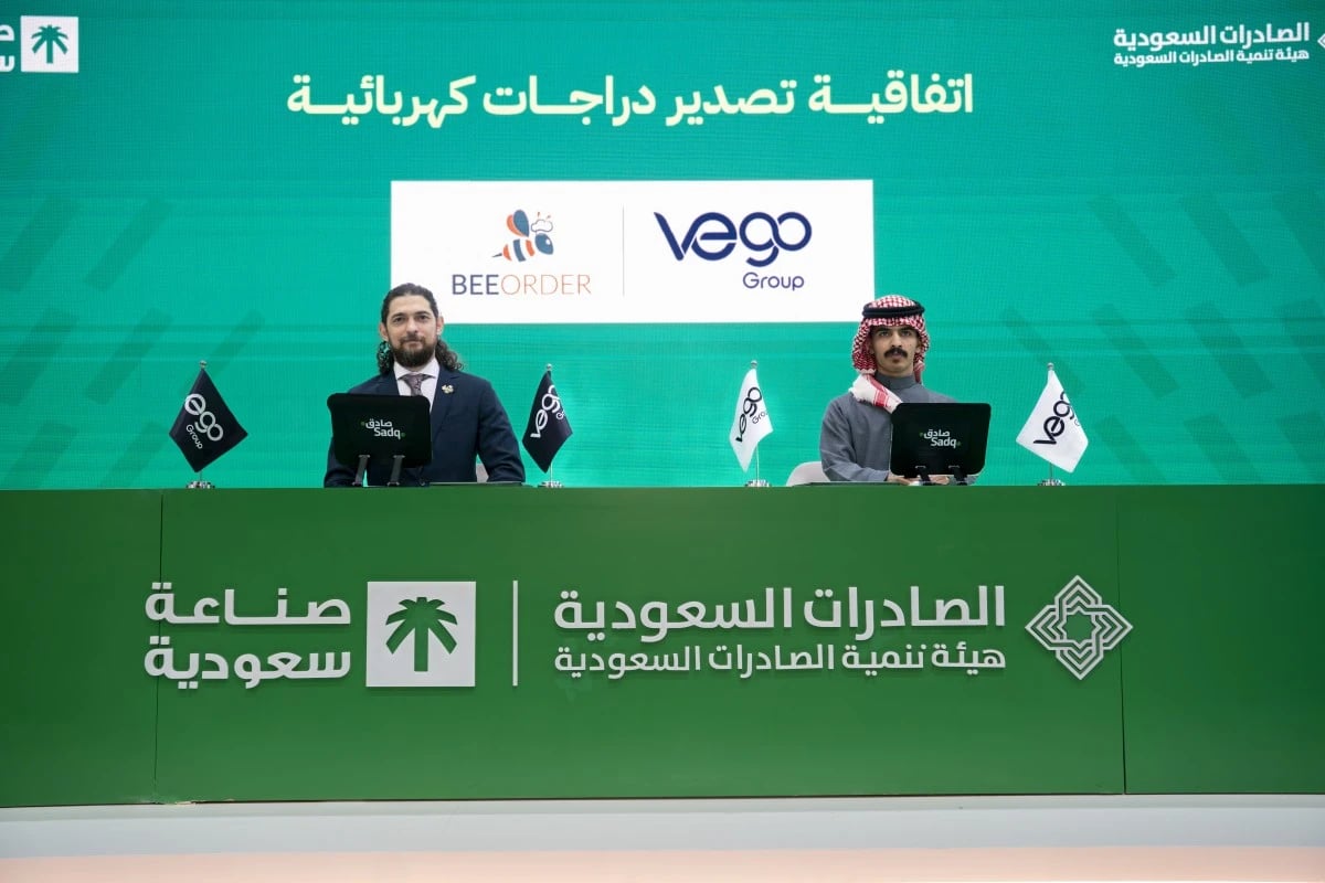 «فيجو» السعودية تبدأ تصدير 1000 دباب كهربائي إلى سورية