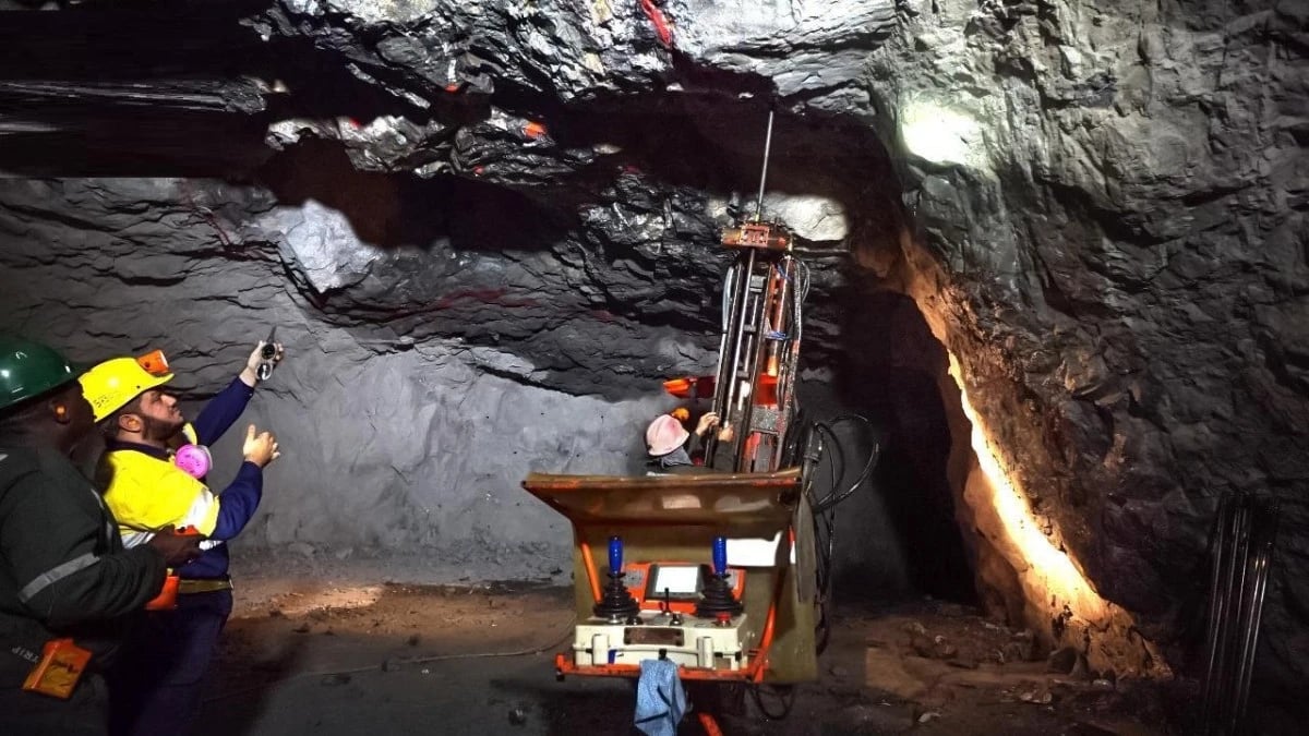 استكشاف 8 ملايين أونصة من الذهب في السعودية خلال 2025