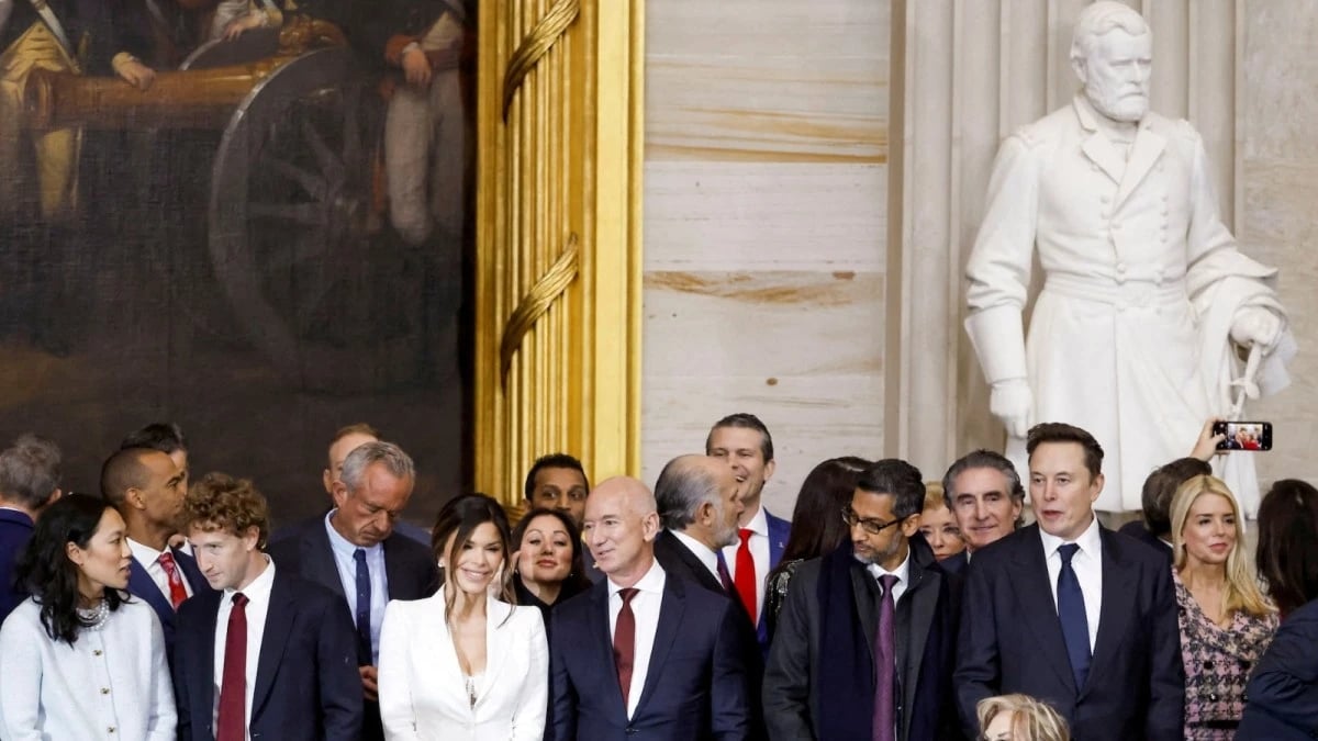 "أوكسفام": ثروة مليارديرات العالم تقفز 16% ونفوذهم يتزايد