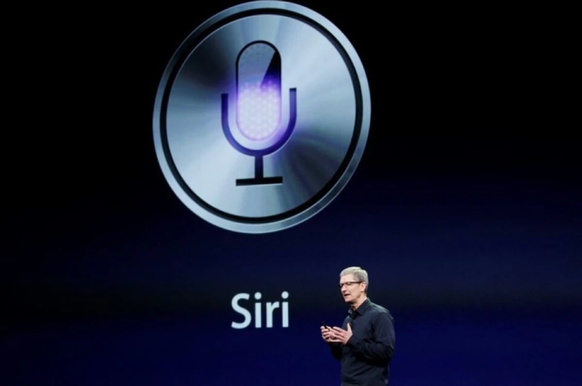 "أبل" تستعد لإطلاق أول روبوت محادثة ذكي ضمن تحديث شامل لـ"Siri"
