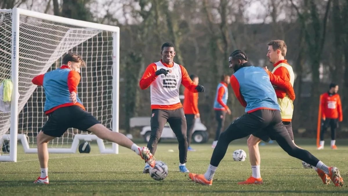 الهلال يقدم 40 مليون يورو لرين الفرنسي للتعاقد مع ميتي