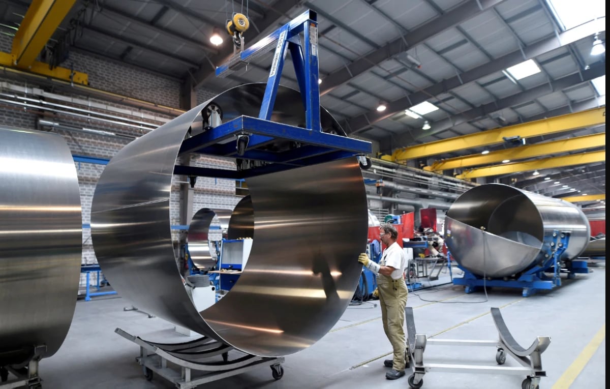 سعر الألمنيوم يبلغ أعلى مستوى منذ 2022 مع ارتياح ترمب لضعف الدولار