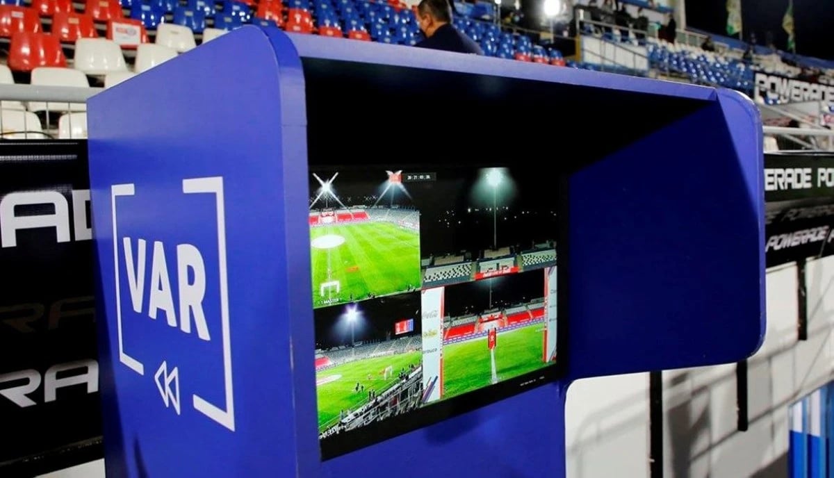 "فيفا" يشترط على شركات تقنية VAR تأمين المنتج بـ 24.3 مليون ريال