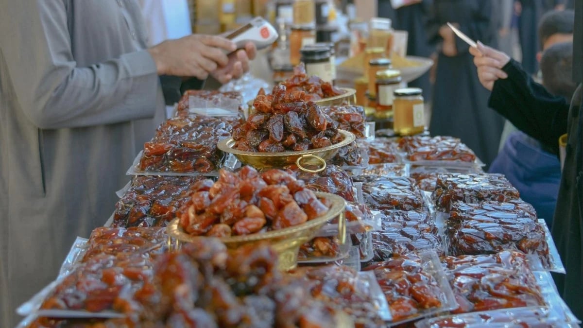 ريال واحد مقابل 15 .. معادلة التكلفة تحكم مستقبل تغليف التمور