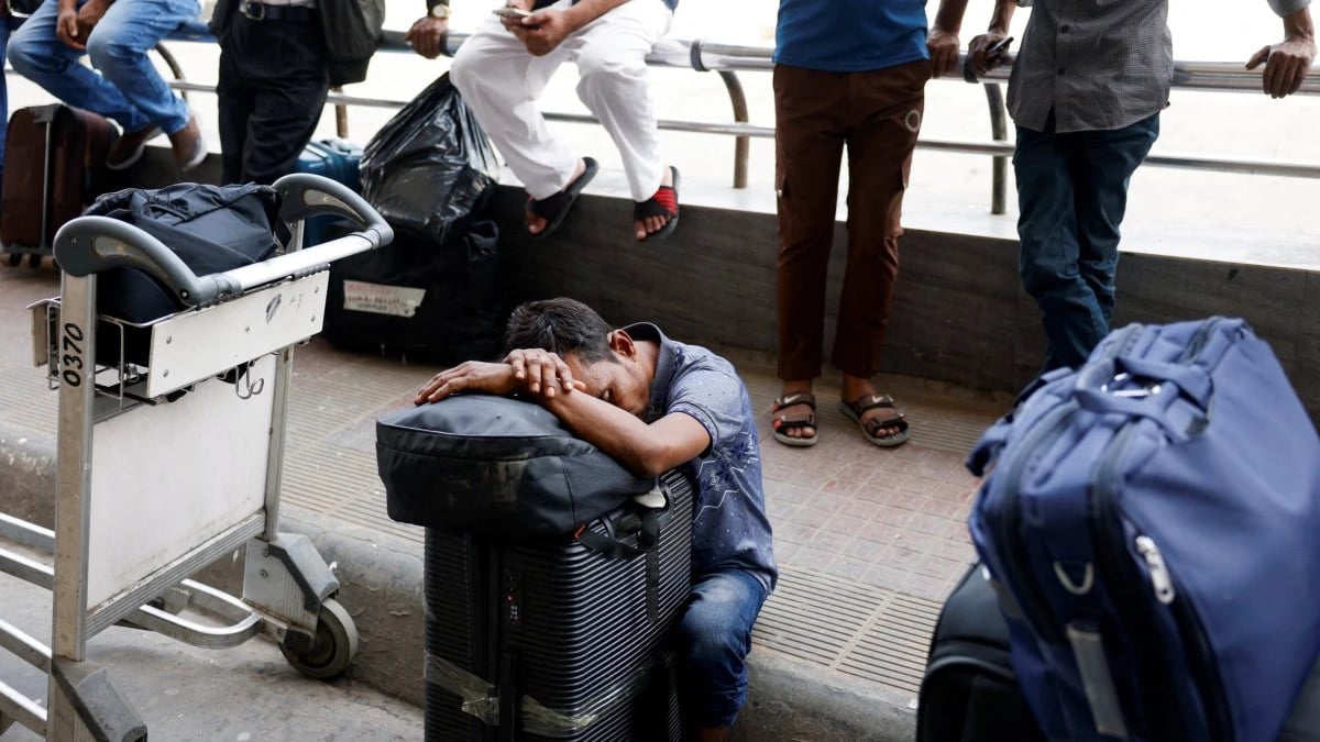 تأجيل 19 ألف رحلة جوية عالميا وجدل حول قيمة التعويضات