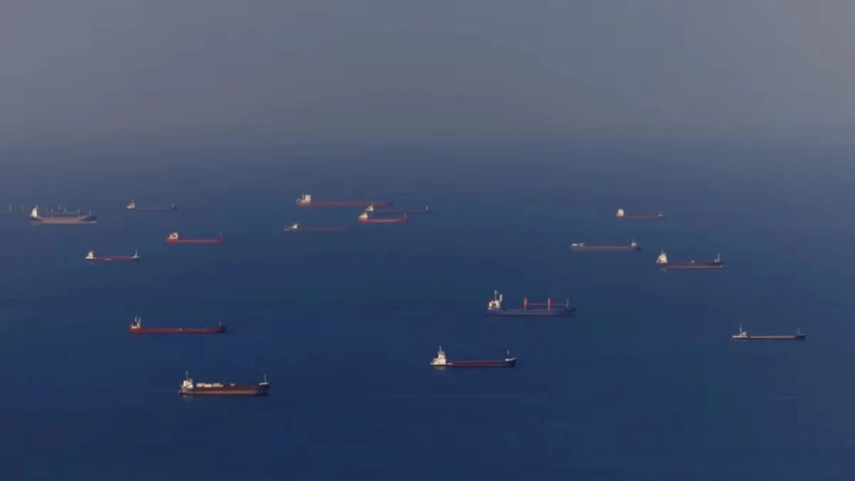 إغلاق هرمز يهدد الاقتصاد العالمي.. تحذيرات من ركود وصدمة طاقة