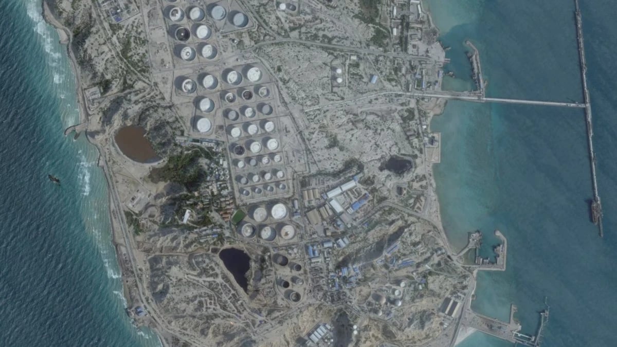 لماذا يزيد الهجوم على جزيرة خرج الإيرانية صدمة أسواق النفط؟