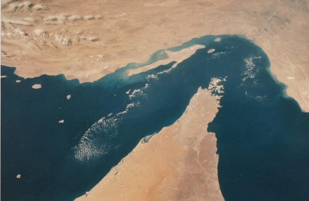 ليست أزمة نفطية فحسب .. هرمز ينفخ بالون التضخم