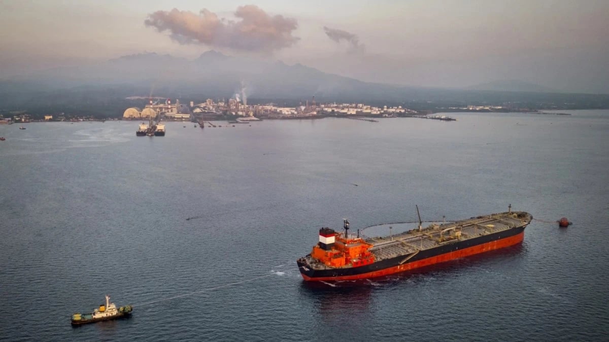 النفط يواصل الارتفاع مع تصعيد أمريكا لتصريحاتها ضد إيران