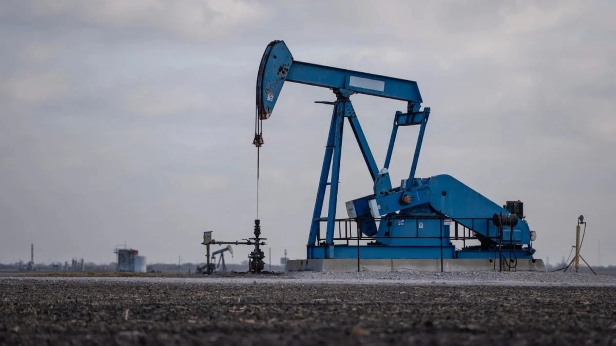 النفط ينخفض مع طغيان آمال تهدئة الحرب على مخاوف التصعيد