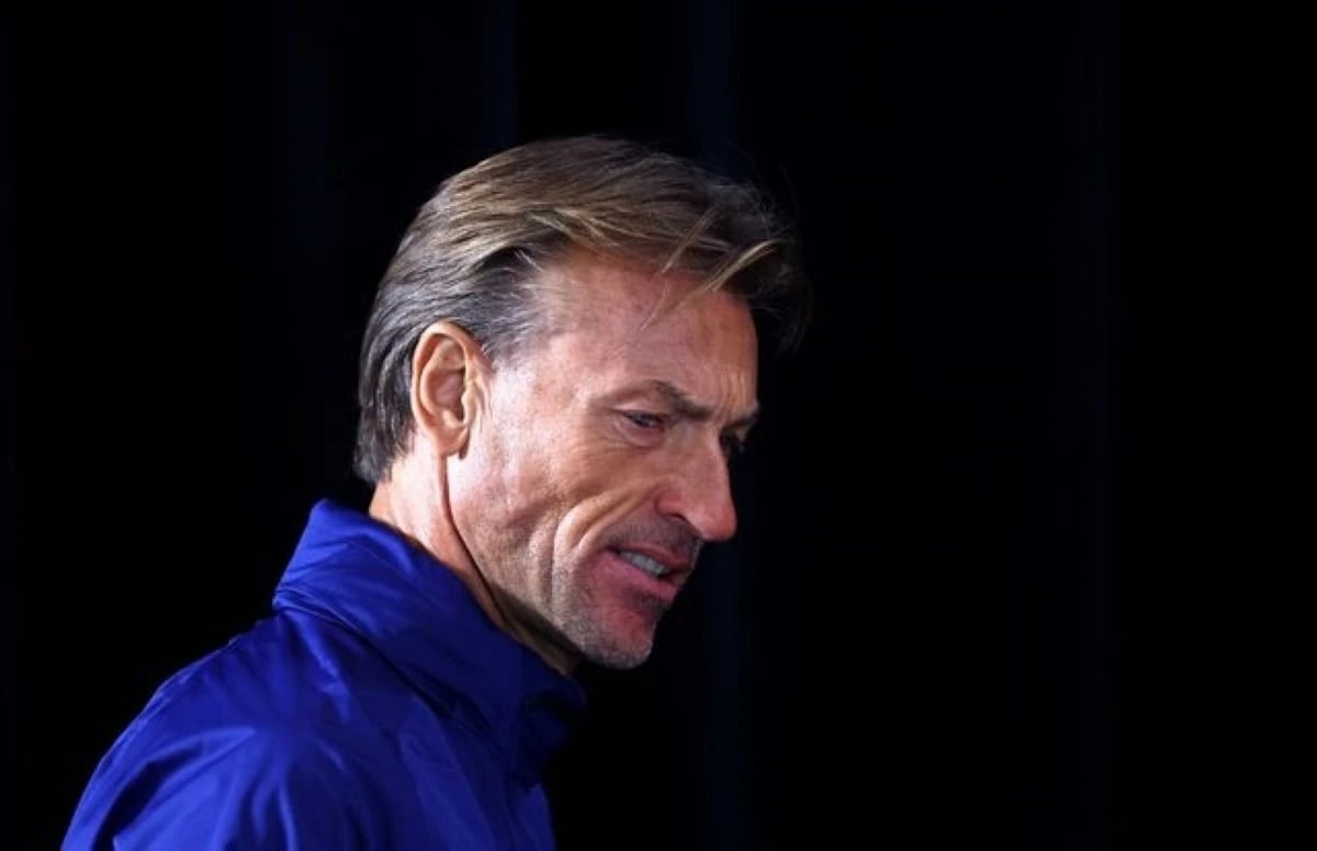 إعفاء رينارد من تدريب المنتخب السعودي قبل شهرين من كأس العالم