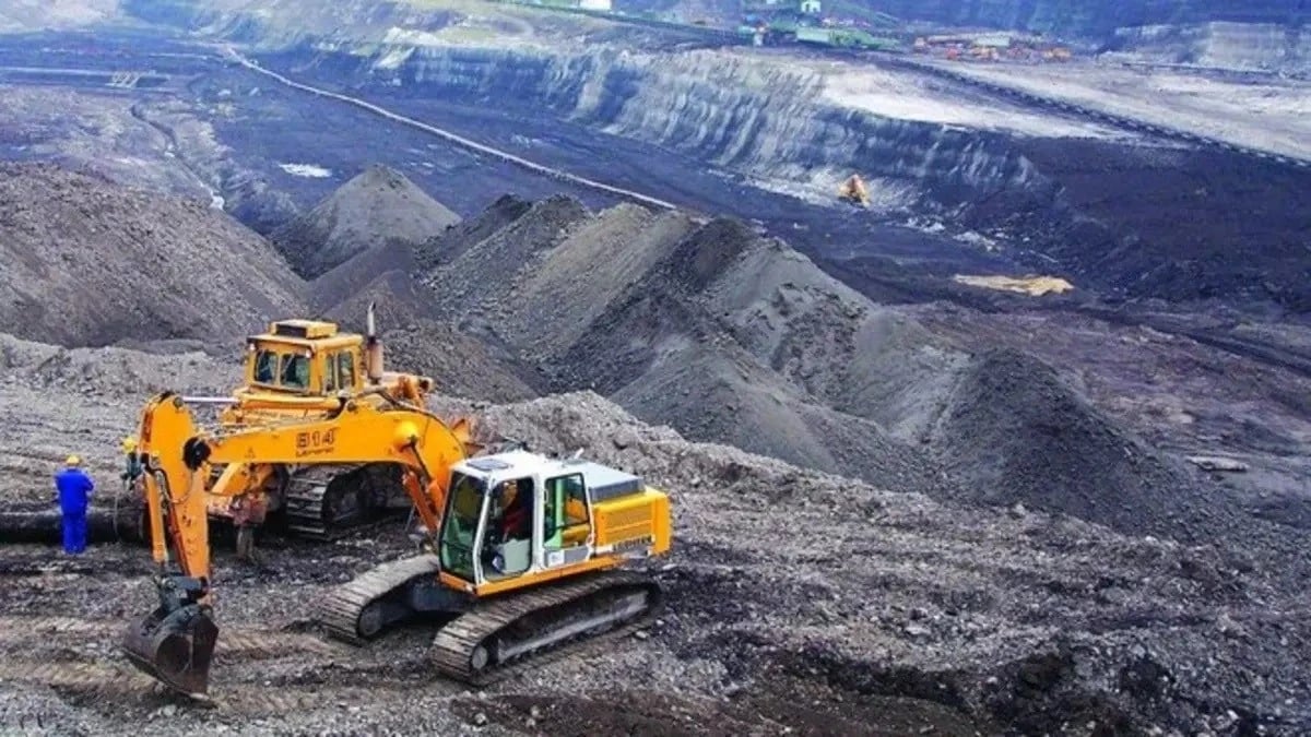 17 شركة محلية تنافس على 11 موقعًا تعدينيًّا في مجمع كسارات الصمان بالسعودية