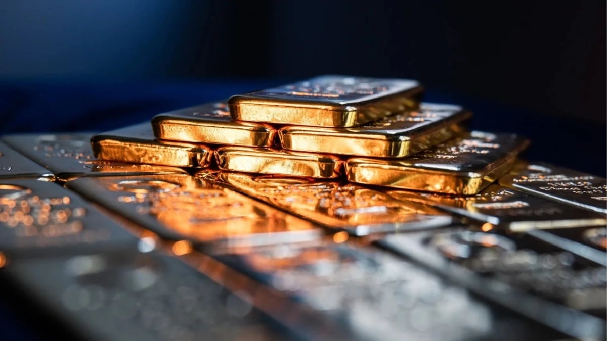 الذهب والفضة يستقران مع التركيز على قرارات الفائدة